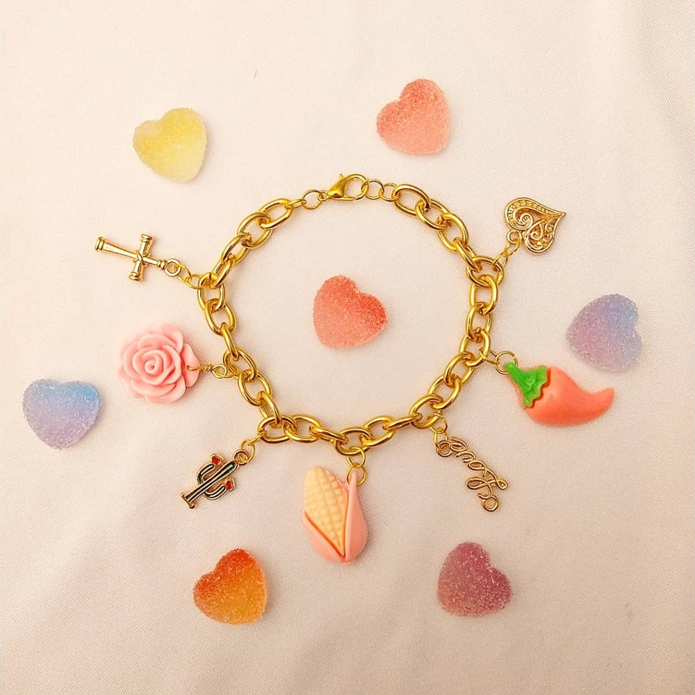 Charm bracelet